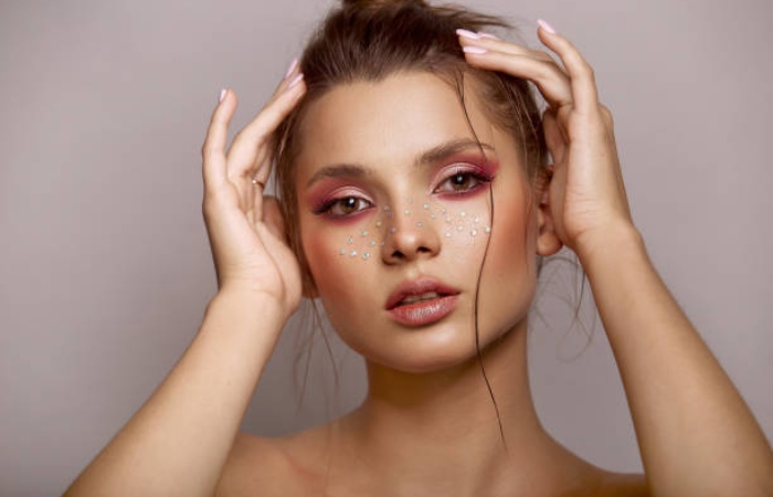 How to find Scandi makeup looks